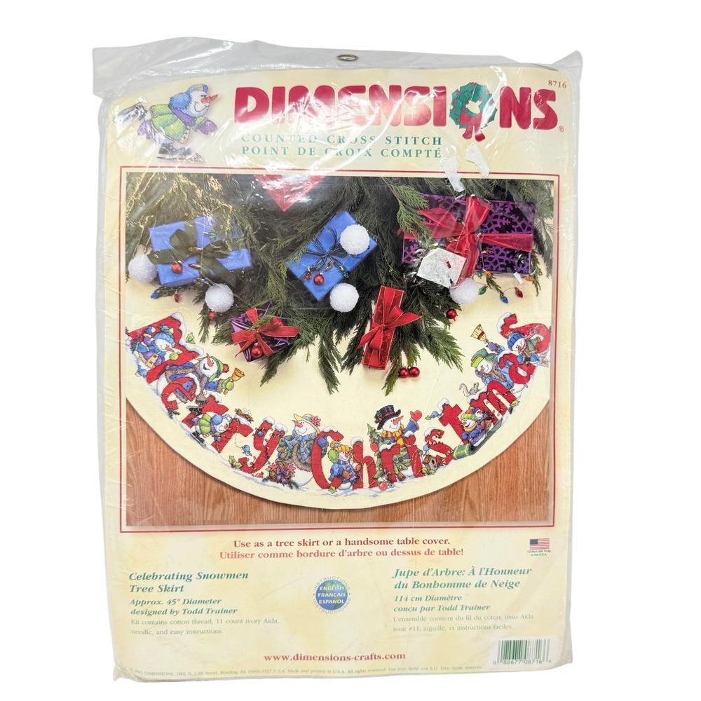 New 2003 Dimensions Cross Stitch Kit Celebrating Snowmen‎ Christmas Tree Skirt